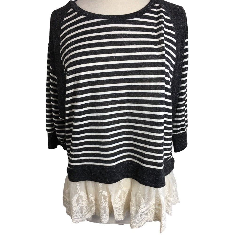Umgee Womens Medium Tunic Top Stripe Lace Hem Loose Fit Cream Gray Boho E19